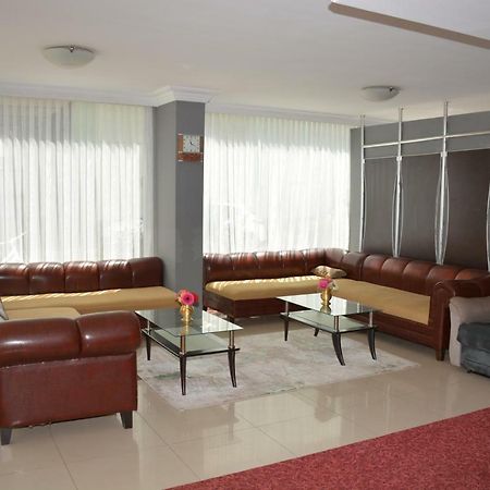 Bahceli Family Otel Antalya Ngoại thất bức ảnh