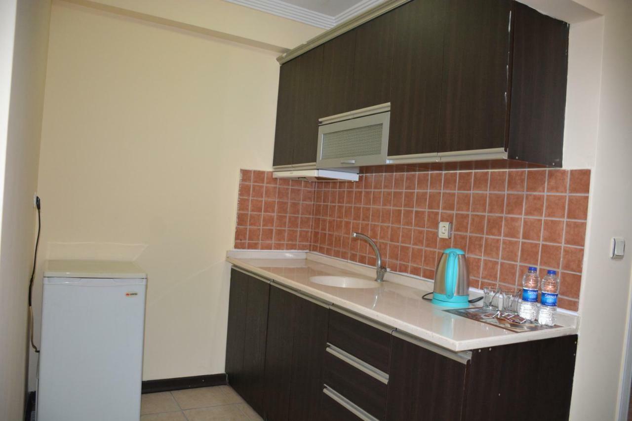 Bahceli Family Otel Antalya Ngoại thất bức ảnh